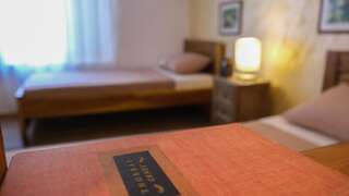 Загородные дома Country House Djurisic Вирпазар Двухместный номер с 2 отдельными кроватями-8
